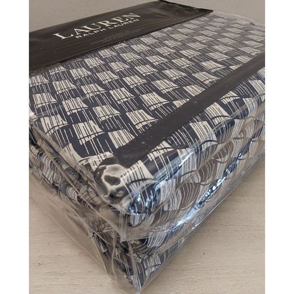 Ralph Lauren CASEY GEO PRINT Navy Cream 100% Cotton Queen Sheet Set Bedding - Picture 3 of 10